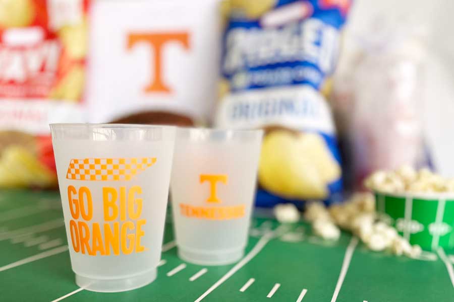 University-Tennessee-Knoxville-Go-Big-Orange-Frosted-Roadie-Disposable-Party-Cup9 University of Tennessee - Logo/Go Big Orange {Frosted Cup 10 Pack} - Image 3